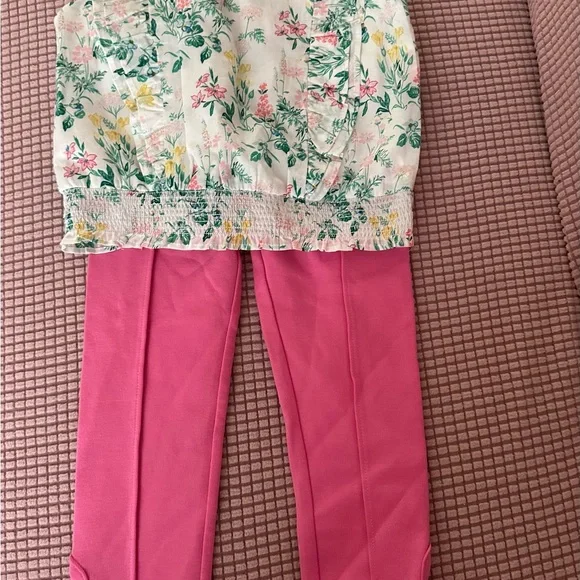 Floral Top and Pink Pants Set - Picture 1 of 3